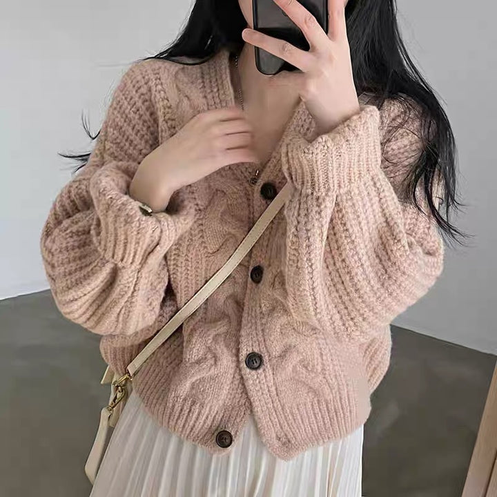 Women’s cozy knit cardigan with cable knit pattern and elastic sleeves Lune London