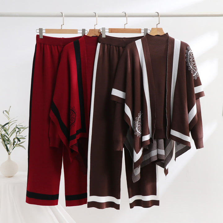 Elegant knit loungewear set for ladies with graphic pattern and wide sleeves Lune London