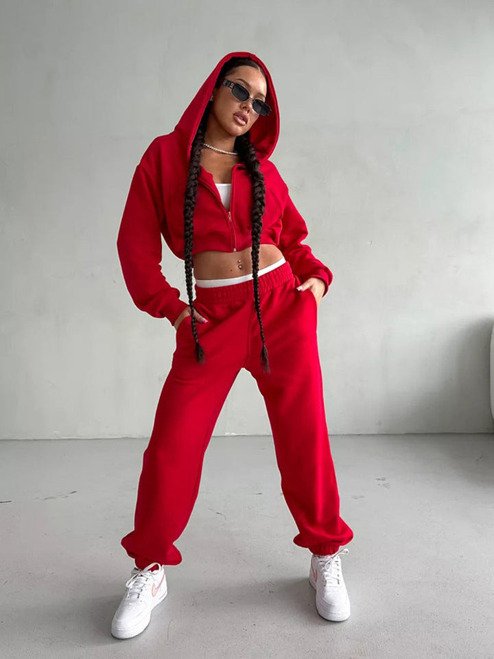 Lune London | Women's cropped sports jacket and loose jogger pants set