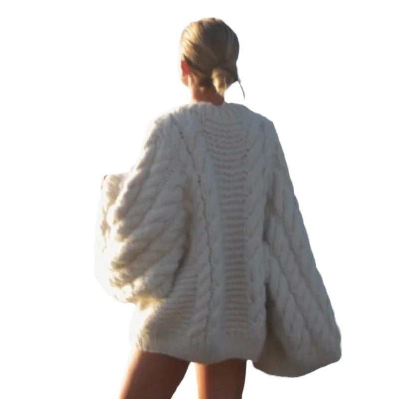 Lune London | Women's Oversized Knit Sweater with Textured Cable Design