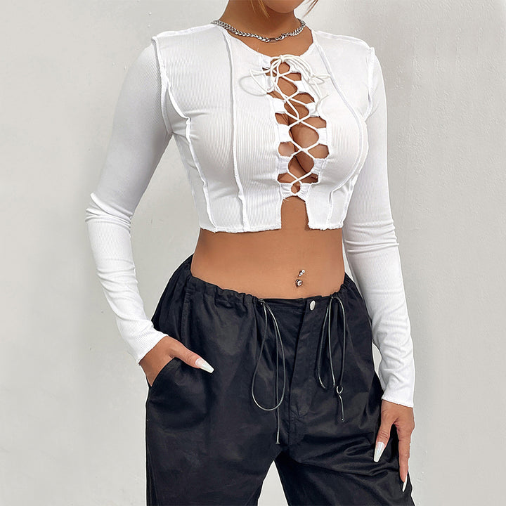 Long blouse with long sleeves for women with decorative lace detail Chic & Stil