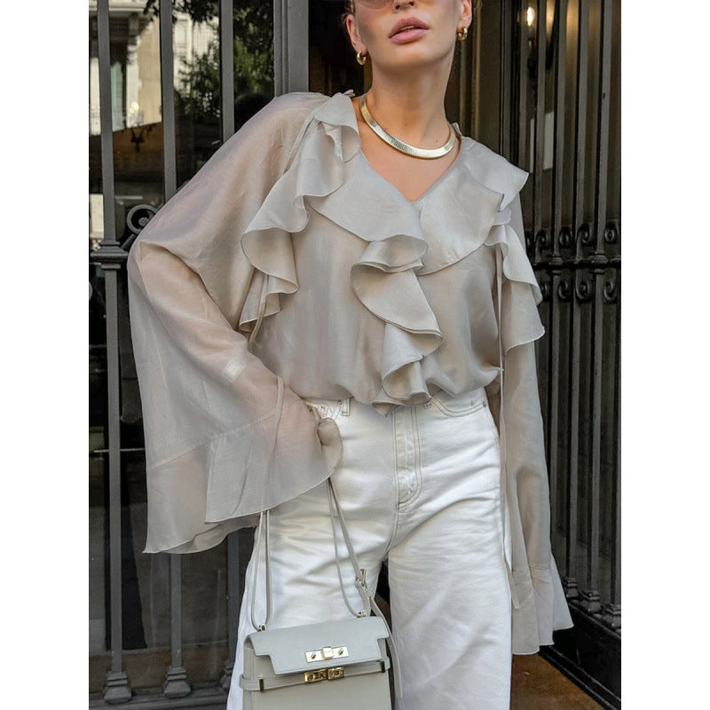 Women blouse with ruffles Lune London