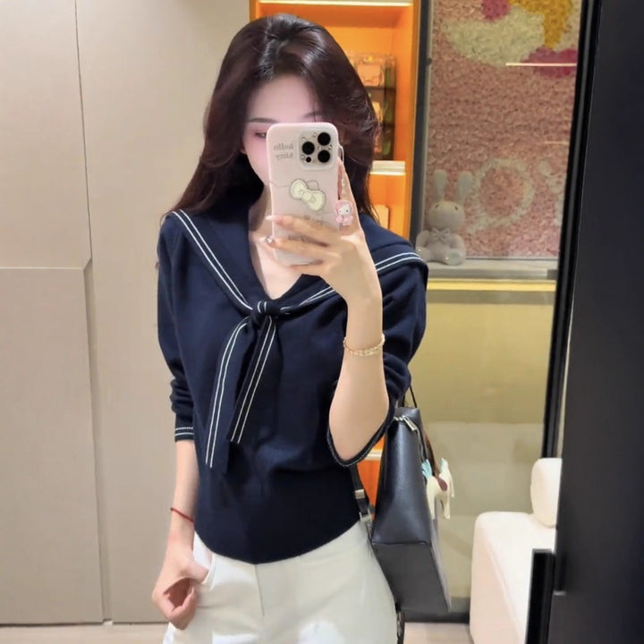 Sweater femme avec col nœud élégant et tricot fin Chic & Stil