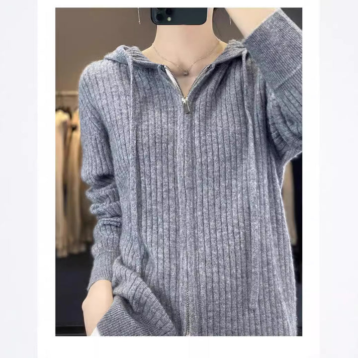 Sweater knitted for women with hood and zip Lune London