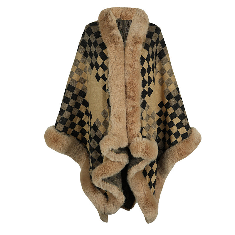 Elegant knitted poncho for women with luxurious faux fur insert and geometric pattern Lune London