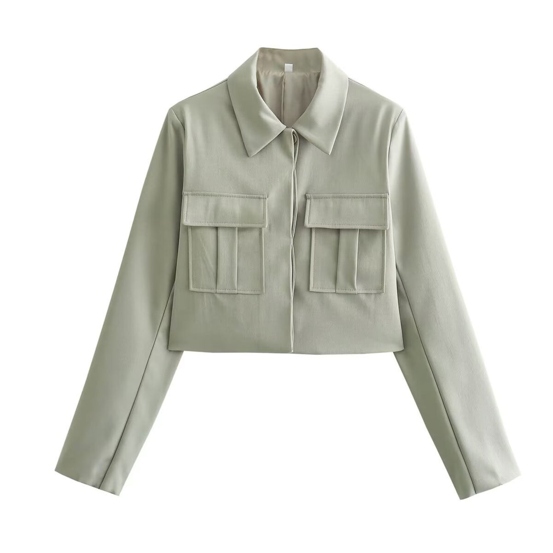 Wide and elegant pleated trousers for women with side pockets Lune London