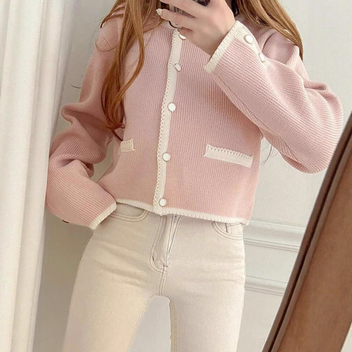 Elegant women's knitted cardigan with mother-of-pearl buttons and pockets Lune London