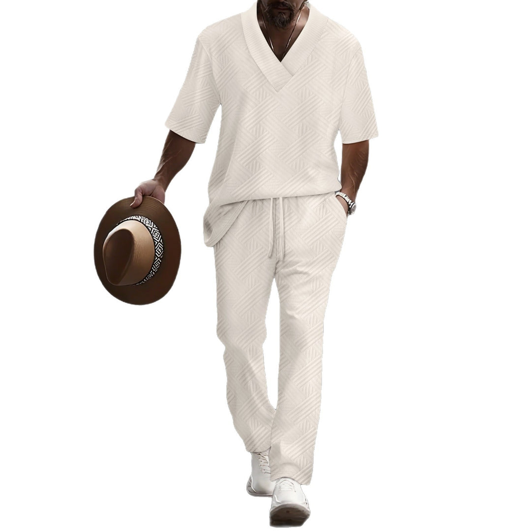 Leisure suit for men with luxurious V-neck and attractive pattern Lune London