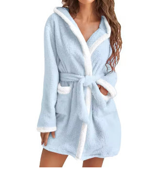 Ladies Cozy Fleece Bathrobe with Hood and Practical Pockets Lune London