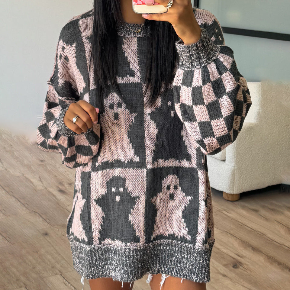 Thick knit sweater for women with a modern ghost pattern and a casual fit Lune London