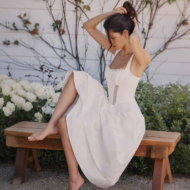 Ladies Midi dress with refined waist design and delicate ruffle