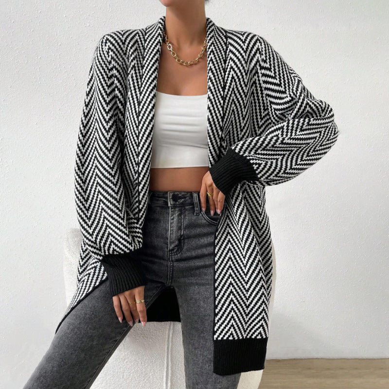 Women Long-Sleeve Cardigan In Modern Chevron Design Lune London