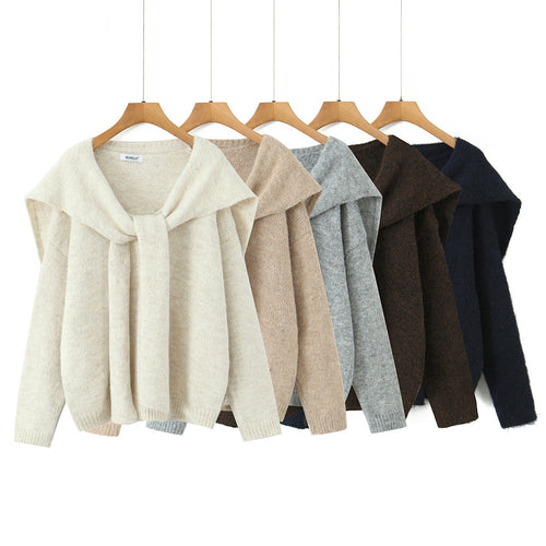 Trendy knit sweater for women with wide collar and relaxed fit Lune London