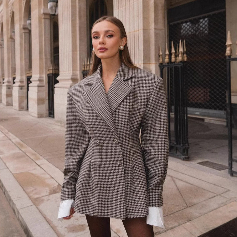 Women Elegant Checked Blazer with Double-Breasted Buttons Lune London