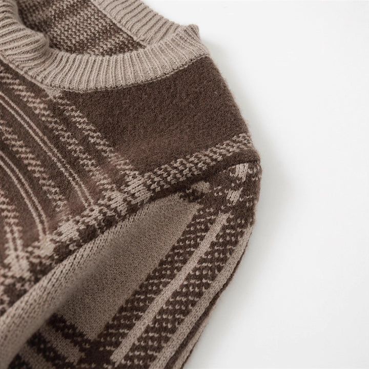 Plaid knitted cardigan for women with elegant button details Lune London