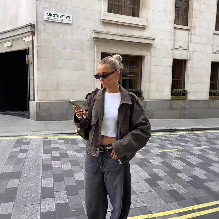 Fashion women's utility jacket with practical flap pockets and high collar Lune London