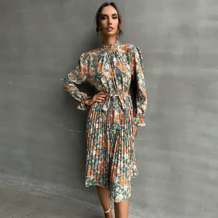 Midi dress for ladies with floral patterns and adjustable belt Lune London