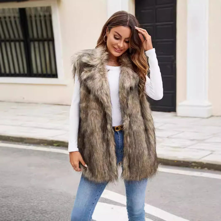 Women reversible vest with luxurious synthetic fur Lune London
