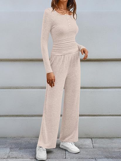Women's loungewear set with a long sleeve top and wide pants Lune London