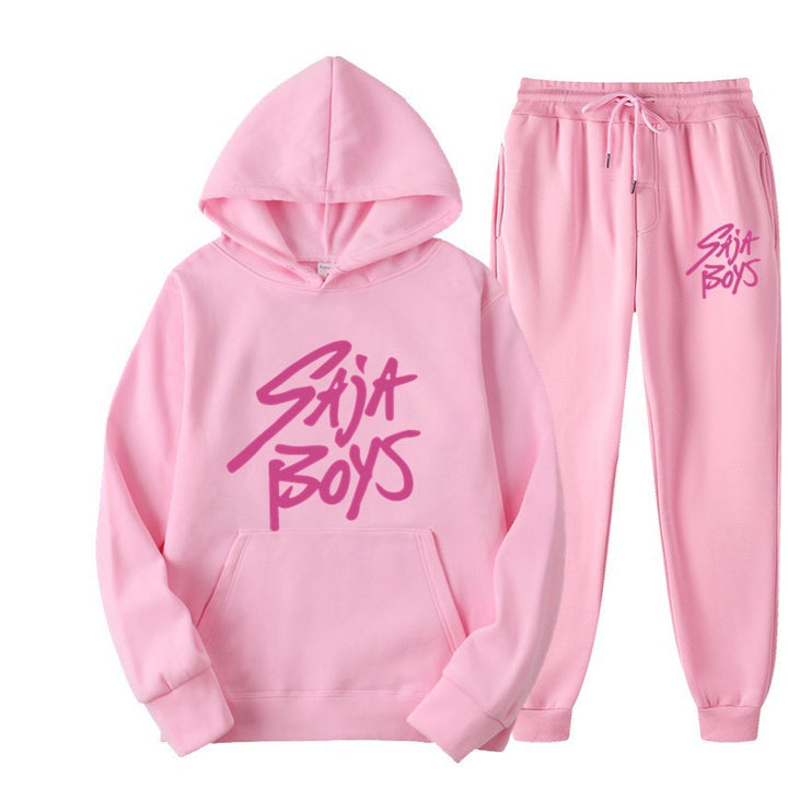 Women's hoodie and jogger set with modern graphic print Chic & Stil