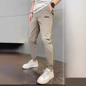Leisure pants for men with practical pockets and elastic waistband Lune London