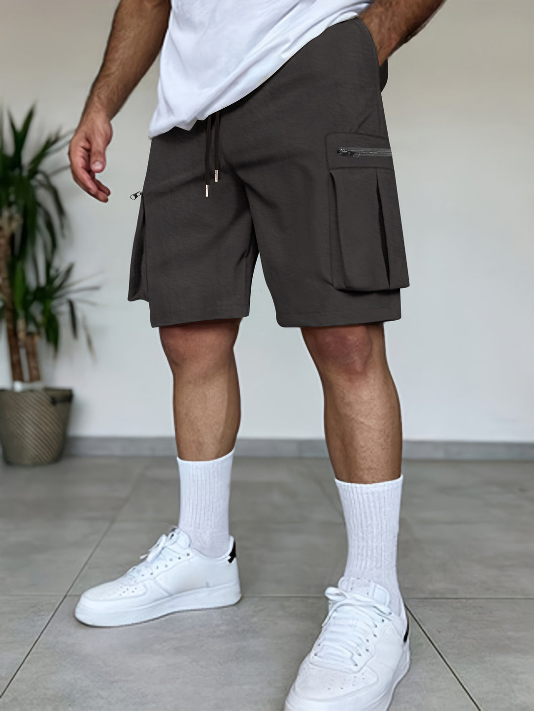 Shorts cargo utilitaires pour hommes avec poches à fermeture éclair Lune London