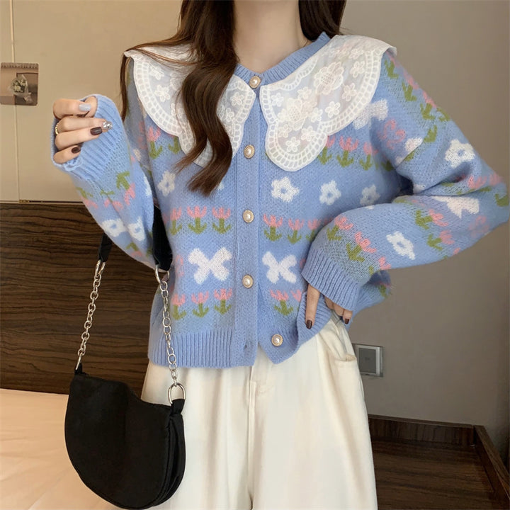 Ladies fashion cardigan with lace collar and floral design Lune London