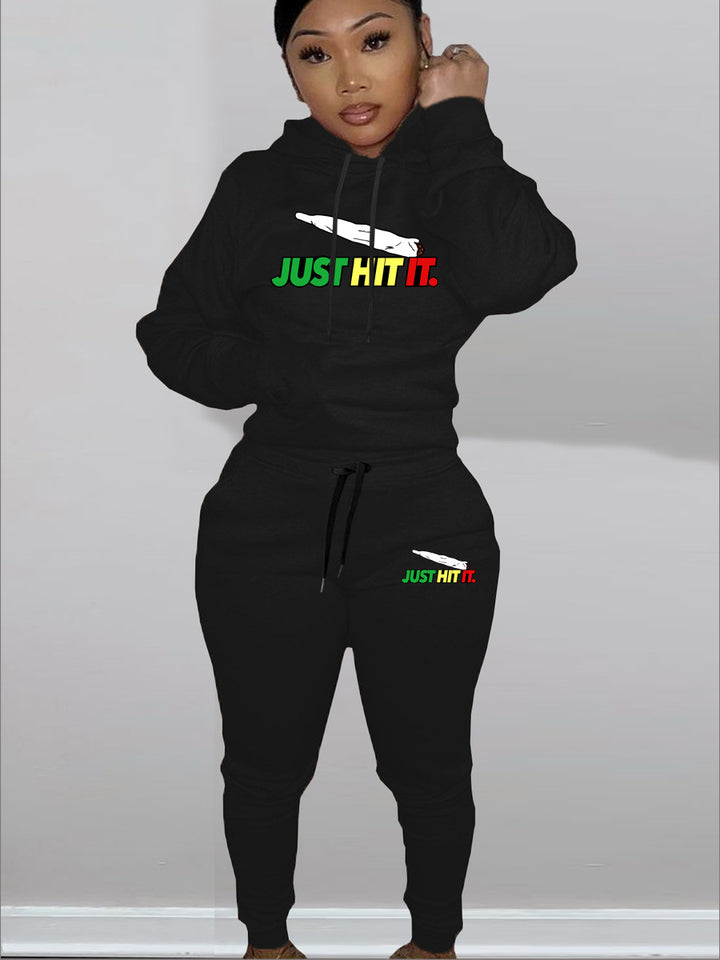 Women's hoodie and jogger set with striking pattern Lune London