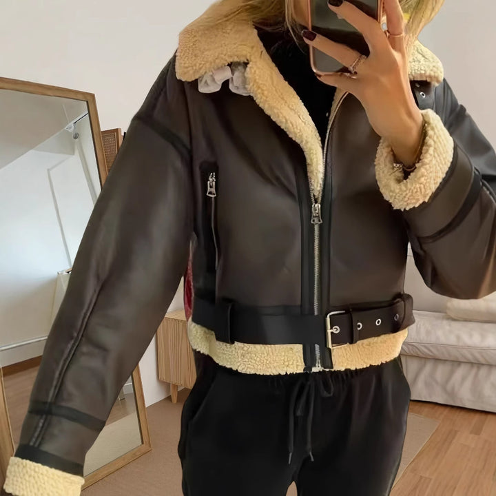 Ladies robust and stylish leather jacket with chic and stylish lining