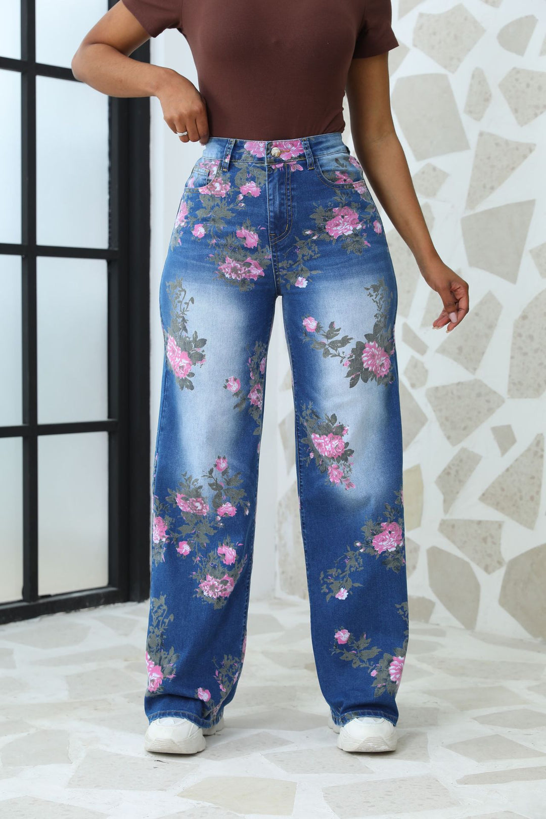 Floral wide-leg jeans for women with a trendy high-waisted design Lune London