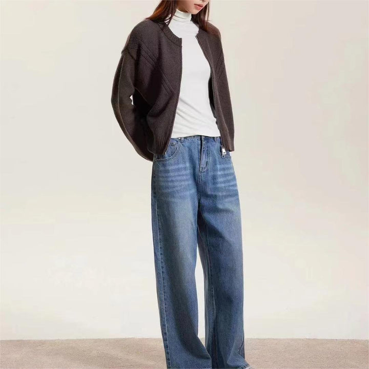 Cardigan pour femmes avec col montant et fermeture éclair moderne Chic & Stil