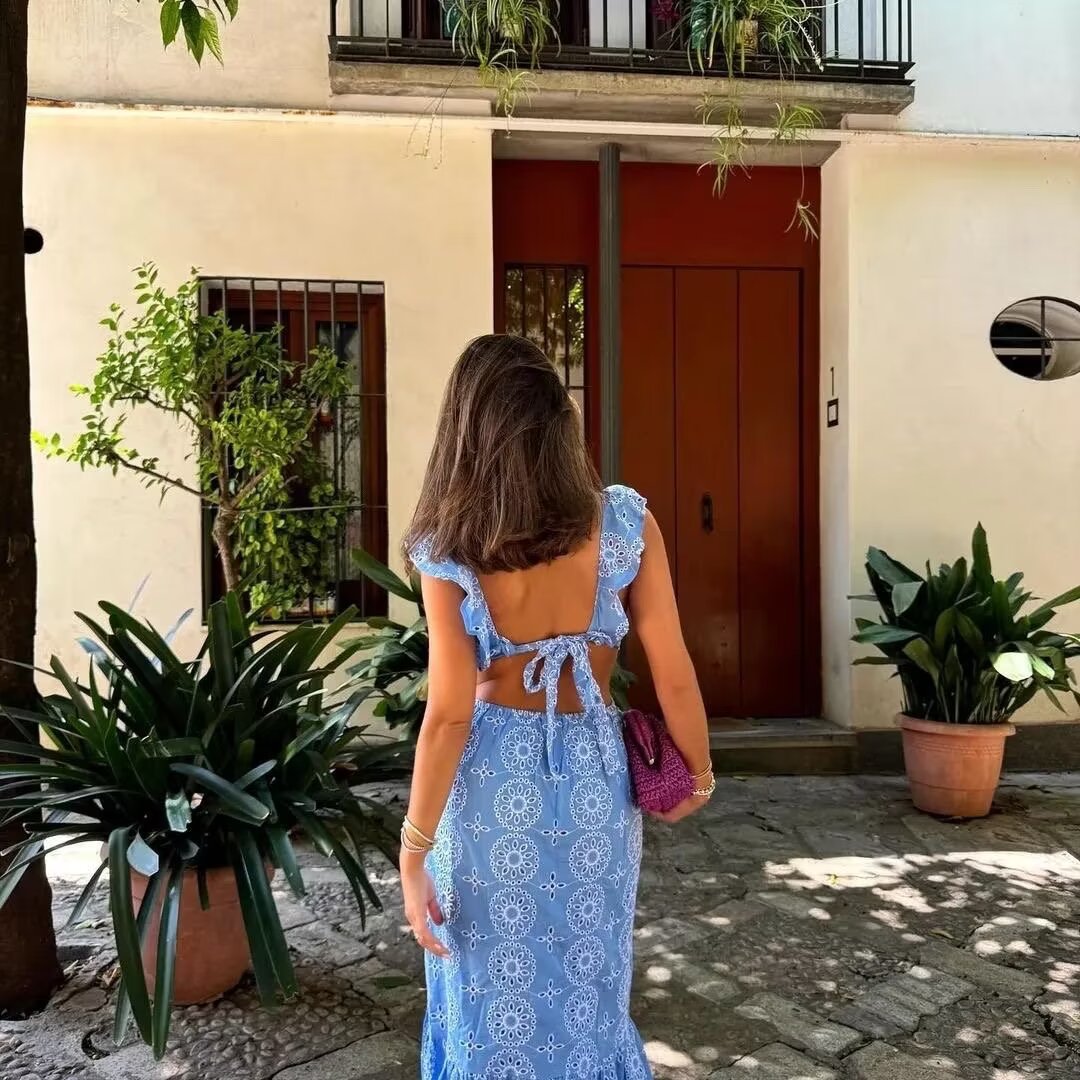 Maxi dress for women with ruffle details and floral pattern Lune London