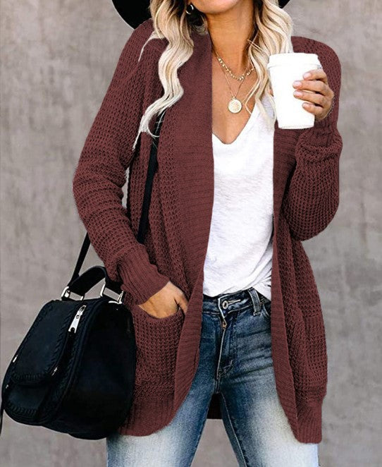 Knit cardigan for women with practical pockets and airy structure Lune London