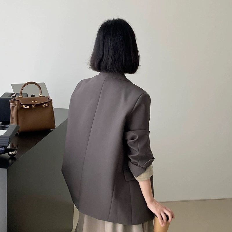Blazer surdimensionné pour femme avec des détails classiques Chic & Stil