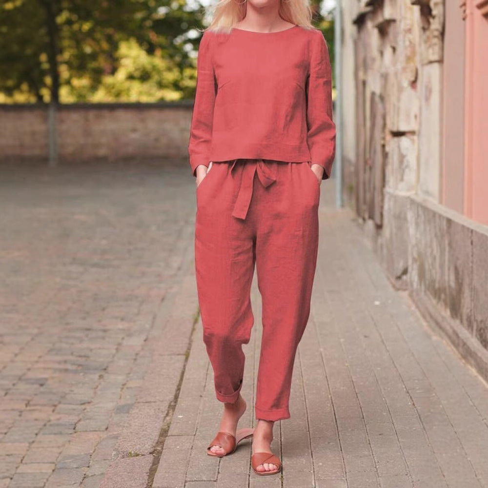 Ensemble en lin deux pièces pour femmes avec haut à la mode et pantalons confortables Chic & Stil
