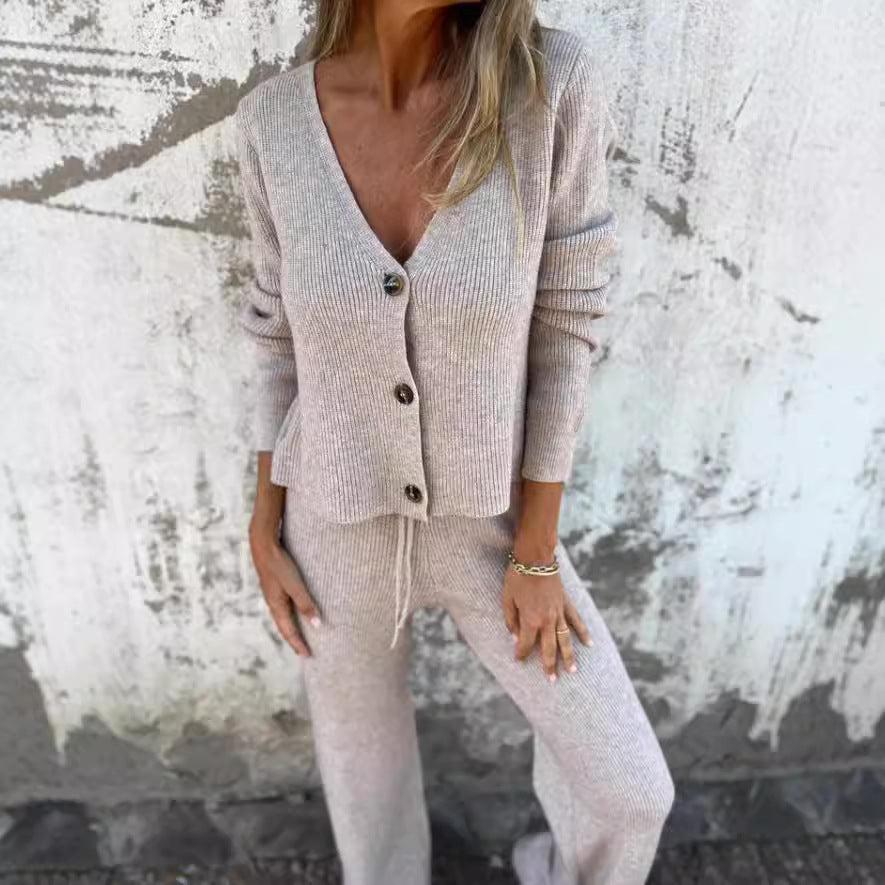 Knit set for women with V-neck and button details Lune London