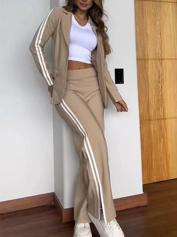 Ensemble de blazer sportif pour femmes avec un pantalon à coupe large Chic & Stil