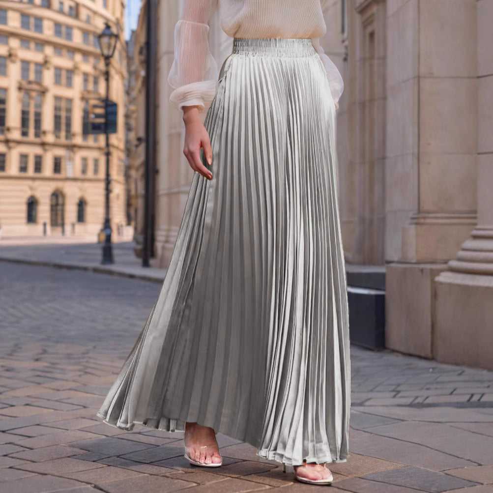 Pleated maxi skirt for women with elastic waist and flowy cut Lune London