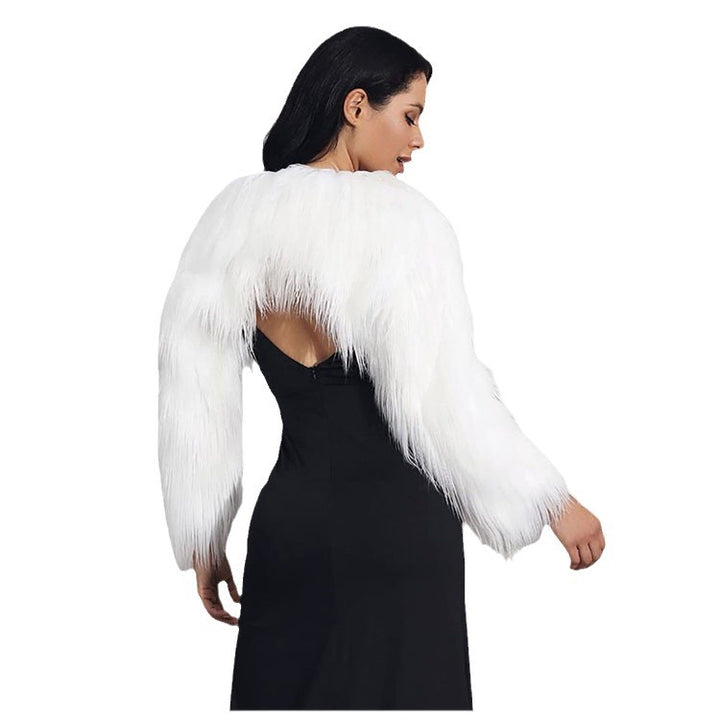 Ladies extravagant faux fur bolero with elegant cut Lune London