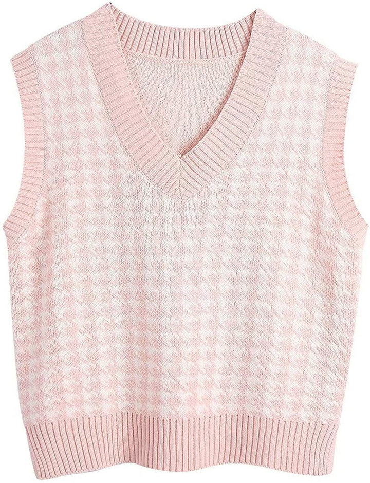 Knitted vest for women with a modern houndstooth pattern Lune London