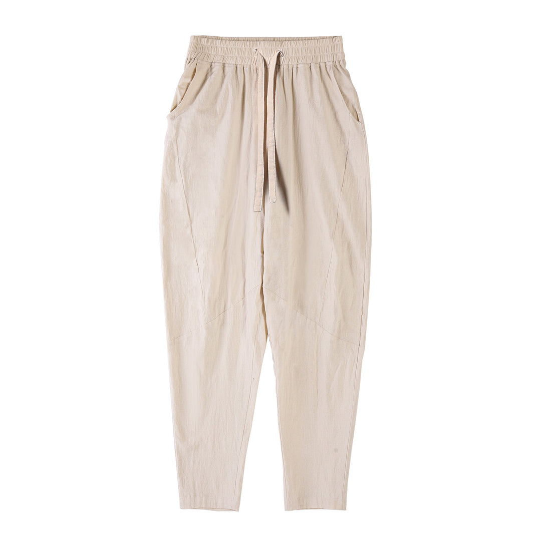 Light casual pants for men with elastic waist and practical side pockets Lune London