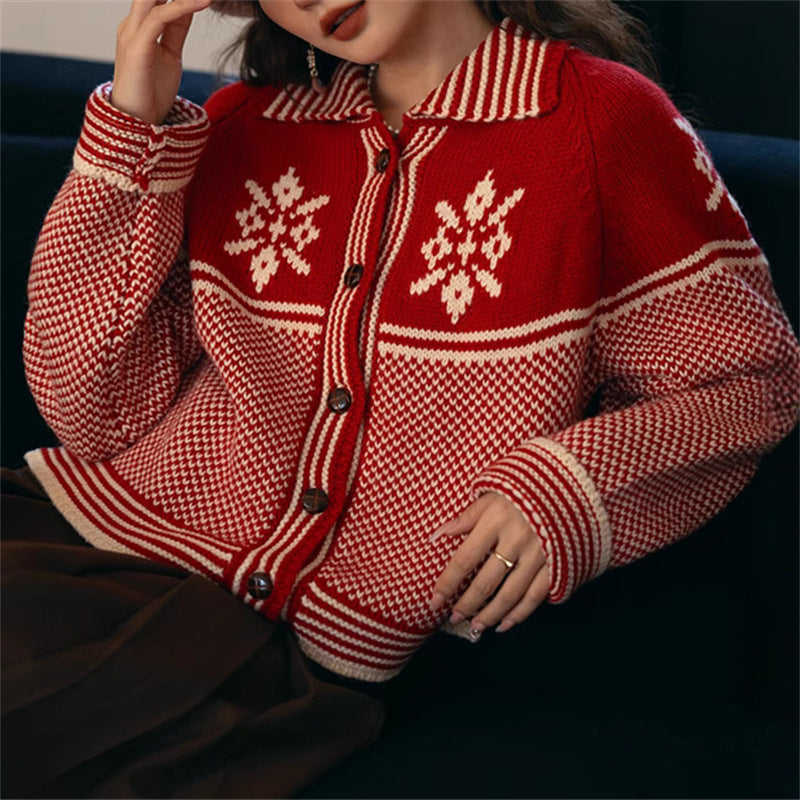Knit jacket for women with festive pattern and practical pockets Lune London