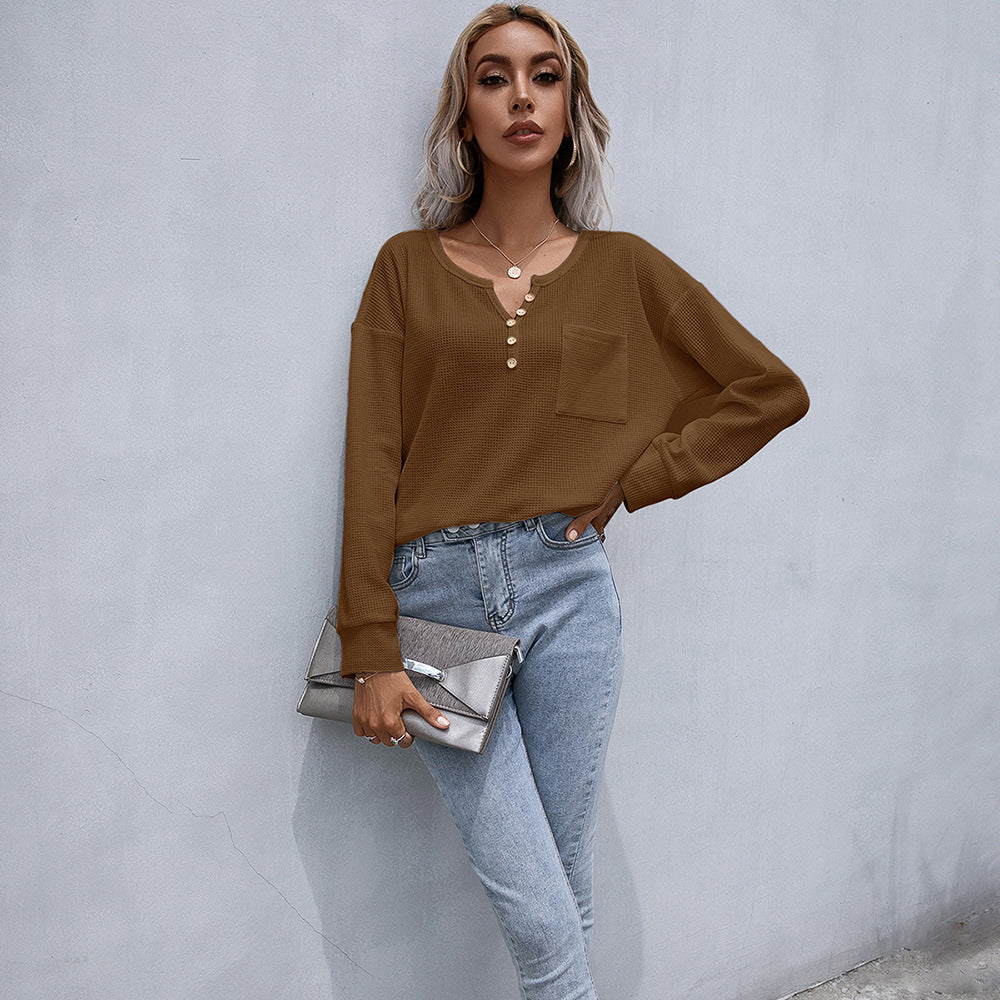 Casual long sleeve T-shirt for women with button placket and chest pocket Lune London