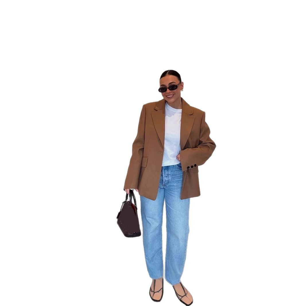 Oversized blazer jacket for women with modern design Lune London