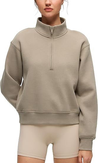 Pull en fleece sportif pour femmes avec col montant Chic & Stil