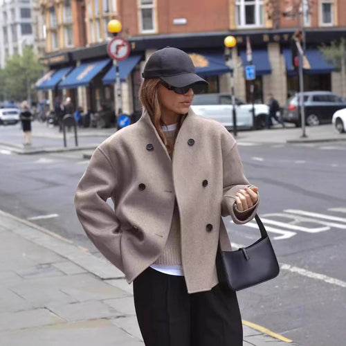 Women's wool coat with double-breasted buttons and loose fit Lune London