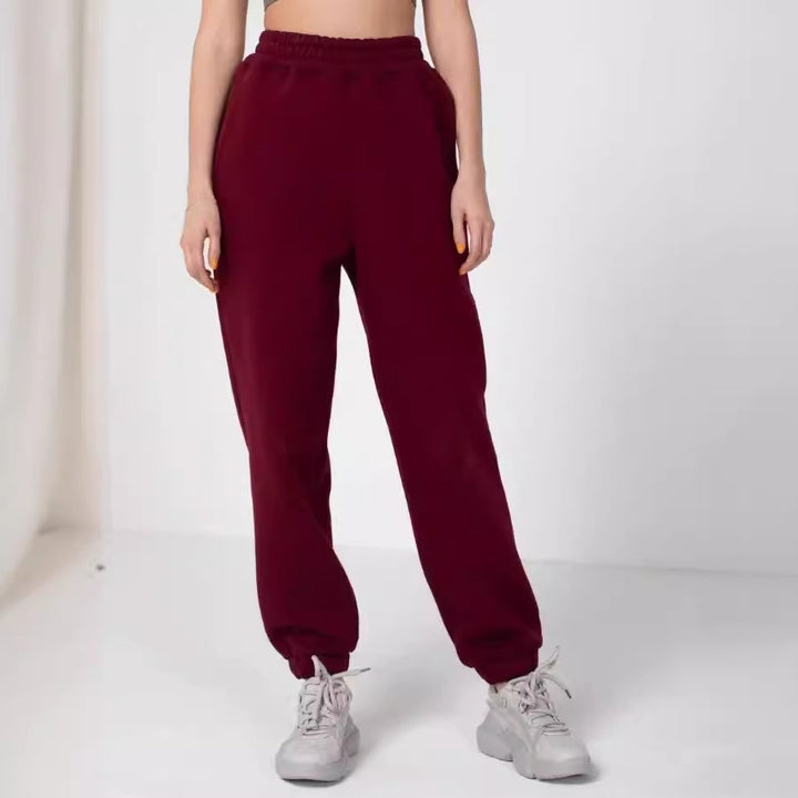 Comfortable women's jogger pants with elastic waistband and tapered leg Lune London