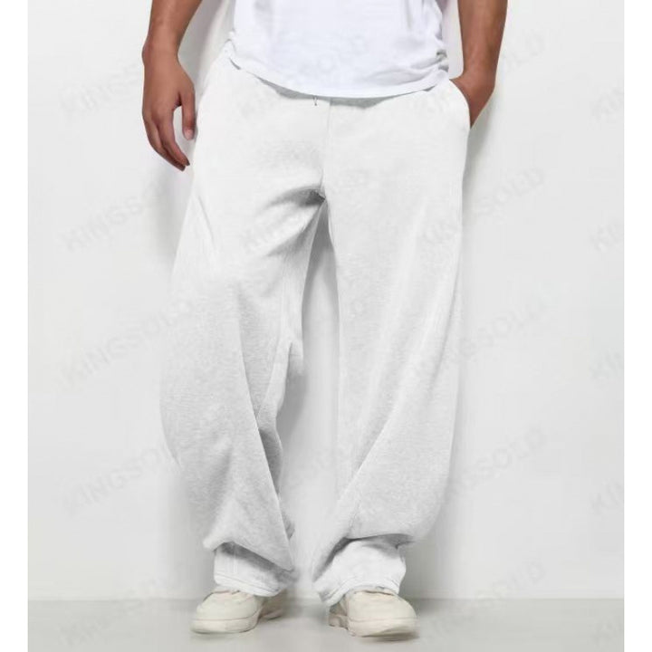 Men's loose-fitting jogging pants with a casual cut and practical pockets Lune London