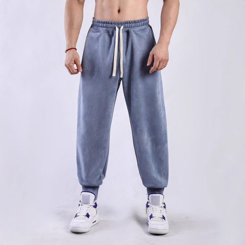 Casual women's jogger pants with elastic waistband and side pockets Lune London