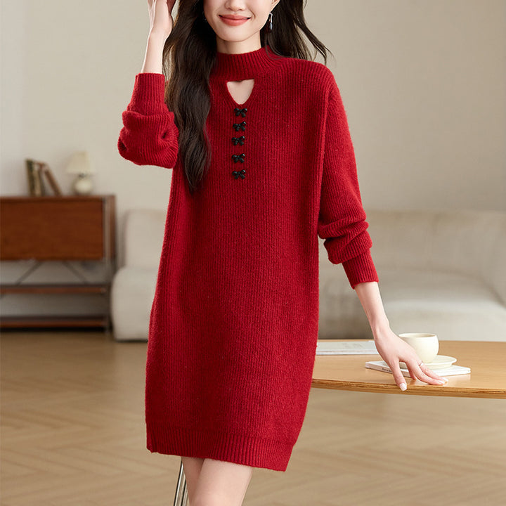 Robe tricotée pour femmes avec décolleté moderne et détails de boutons décoratifs Chic & Stil
